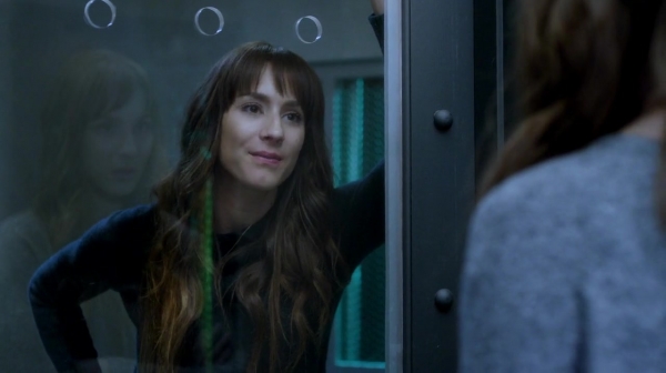 Pretty_Little_Liars_S07E20E21_WEB-DL_720p_DUAL_WWW_COMANDOTORRENTS_COM_3656.jpg