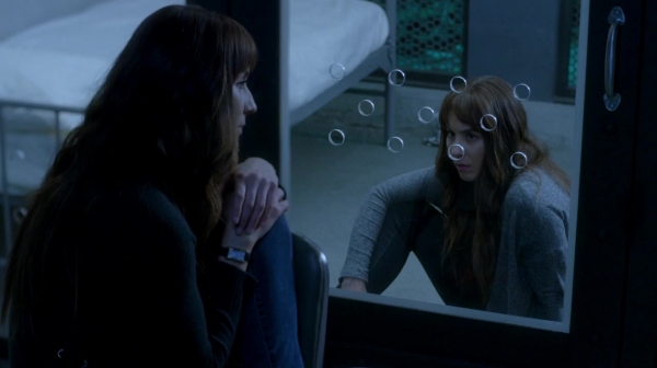 Pretty_Little_Liars_S07E20E21_WEB-DL_720p_DUAL_WWW_COMANDOTORRENTS_COM_3810.jpg