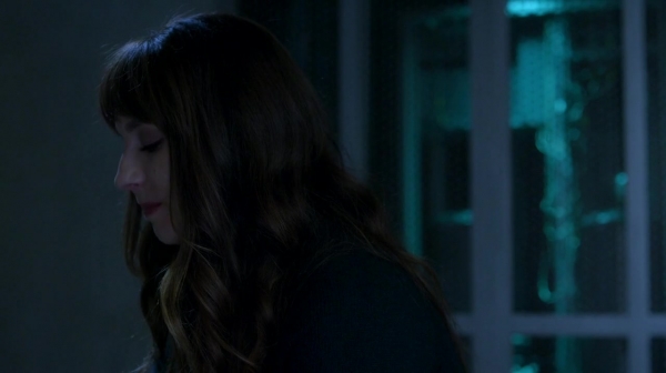 Pretty_Little_Liars_S07E20E21_WEB-DL_720p_DUAL_WWW_COMANDOTORRENTS_COM_3901.jpg
