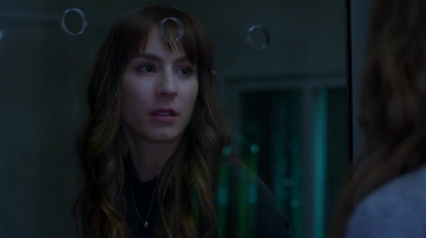 Pretty_Little_Liars_S07E20E21_WEB-DL_720p_DUAL_WWW_COMANDOTORRENTS_COM_3926.jpg