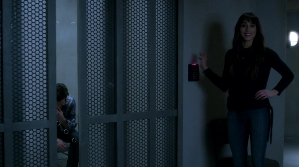 Pretty_Little_Liars_S07E20E21_WEB-DL_720p_DUAL_WWW_COMANDOTORRENTS_COM_3941.jpg