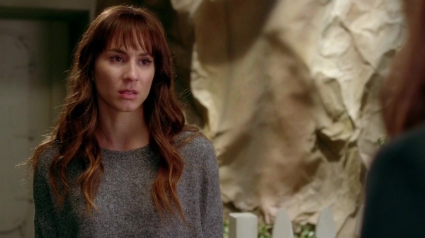 Pretty_Little_Liars_S07E20E21_WEB-DL_720p_DUAL_WWW_COMANDOTORRENTS_COM_4304.jpg
