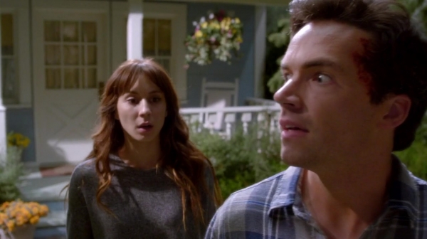 Pretty_Little_Liars_S07E20E21_WEB-DL_720p_DUAL_WWW_COMANDOTORRENTS_COM_4409.jpg