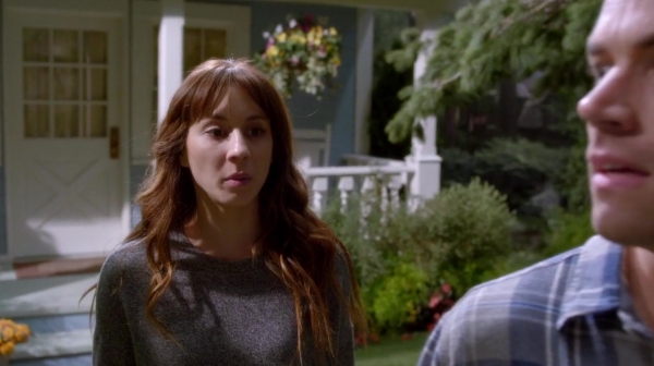 Pretty_Little_Liars_S07E20E21_WEB-DL_720p_DUAL_WWW_COMANDOTORRENTS_COM_4410.jpg