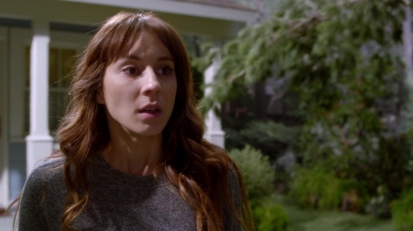 Pretty_Little_Liars_S07E20E21_WEB-DL_720p_DUAL_WWW_COMANDOTORRENTS_COM_4413.jpg
