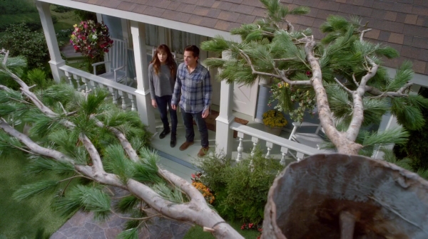 Pretty_Little_Liars_S07E20E21_WEB-DL_720p_DUAL_WWW_COMANDOTORRENTS_COM_4446.jpg