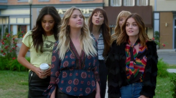 Pretty_Little_Liars_S07E20E21_WEB-DL_720p_DUAL_WWW_COMANDOTORRENTS_COM_4767.jpg