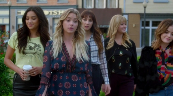 Pretty_Little_Liars_S07E20E21_WEB-DL_720p_DUAL_WWW_COMANDOTORRENTS_COM_4770.jpg