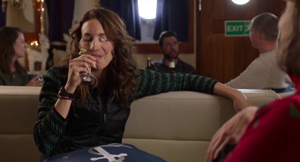 Where_d_You_Go_Bernadette_2019_1080p_WEB-DL_DD5_1_H264-CMRG_4961.jpg