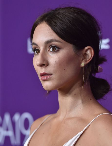 HQ
