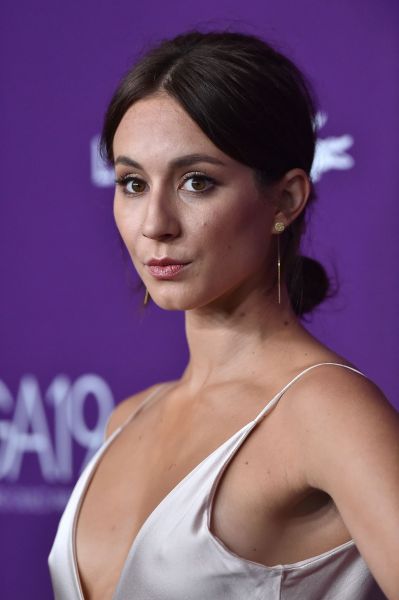 HQ
