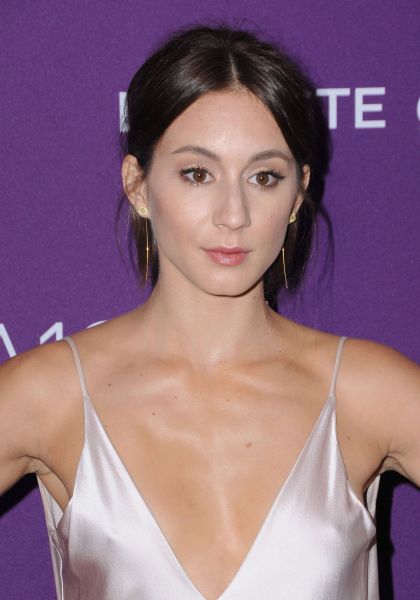 HQ
