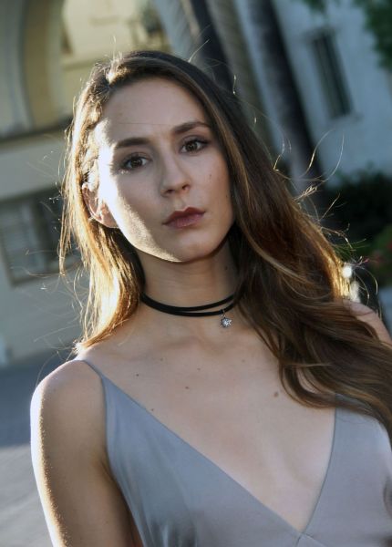 HQ
