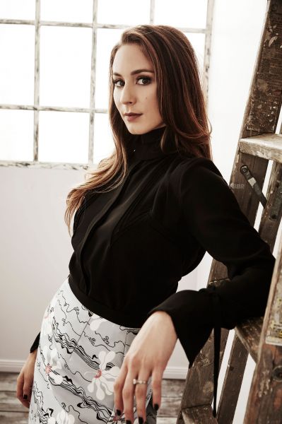 HQ
