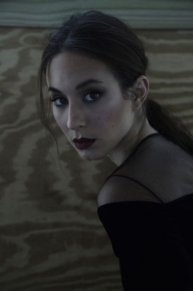 HQ
