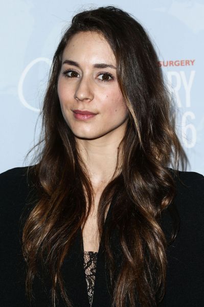 HQ
