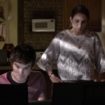 Pretty_Little_Liars_S05E16_Mini_720p_WEB-DL_Dual_RMZ-Dinho_0827.jpg
