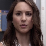 Pretty_Little_Liars_S05E18_Mini_720p_WEB-DL_Dual_RMZ-Dinho_0212.jpg