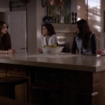 Pretty_Little_Liars_S06E04_720p_HDTV_X264-DIMENSION_0663.jpg