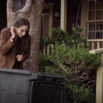 Pretty_Little_Liars_S06E04_720p_HDTV_X264-DIMENSION_0765.jpg