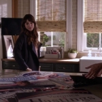 Pretty_Little_Liars_S06E11_Of_Late_I_Think_of_Rosewood_720p_WEB-DL_DD5_1_H_264-NTb_0737.jpg