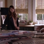 Pretty_Little_Liars_S06E11_Of_Late_I_Think_of_Rosewood_720p_WEB-DL_DD5_1_H_264-NTb_0738.jpg