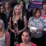 Pretty_Little_Liars_S06E11_Of_Late_I_Think_of_Rosewood_720p_WEB-DL_DD5_1_H_264-NTb_1221.jpg
