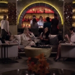 Pretty_Little_Liars_S06E11_Of_Late_I_Think_of_Rosewood_720p_WEB-DL_DD5_1_H_264-NTb_1758.jpg