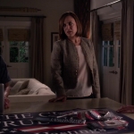 Pretty_Little_Liars_S06E12_Charlotte_s_Web_720p_WEB-DL_DD5_1_H_264-NTb_0297.jpg