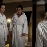 Pretty_Little_Liars_S06E13_The_Gloves_Are_On_720p_WEB-DL_DD5_1_H_264-NTb_0120.jpg