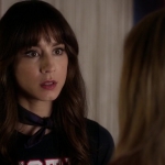 Pretty_Little_Liars_S06E13_The_Gloves_Are_On_720p_WEB-DL_DD5_1_H_264-NTb_0795.jpg