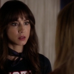 Pretty_Little_Liars_S06E13_The_Gloves_Are_On_720p_WEB-DL_DD5_1_H_264-NTb_0796.jpg