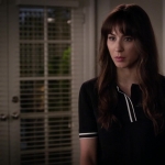 Pretty_Little_Liars_S06E13_The_Gloves_Are_On_720p_WEB-DL_DD5_1_H_264-NTb_1064.jpg