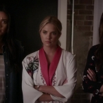 Pretty_Little_Liars_S06E13_The_Gloves_Are_On_720p_WEB-DL_DD5_1_H_264-NTb_1969.jpg