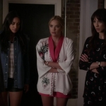 Pretty_Little_Liars_S06E13_The_Gloves_Are_On_720p_WEB-DL_DD5_1_H_264-NTb_1973.jpg