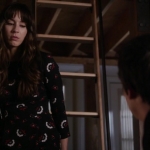 Pretty_Little_Liars_S06E13_The_Gloves_Are_On_720p_WEB-DL_DD5_1_H_264-NTb_2080.jpg