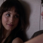 Pretty_Little_Liars_S06E15_Do_Not_Disturb_720p_WEB-DL_DD5_1_H_264-NTb_0308.jpg