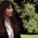 Pretty_Little_Liars_S06E15_Do_Not_Disturb_720p_WEB-DL_DD5_1_H_264-NTb_0940.jpg