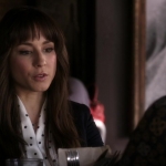Pretty_Little_Liars_S06E15_Do_Not_Disturb_720p_WEB-DL_DD5_1_H_264-NTb_1116.jpg