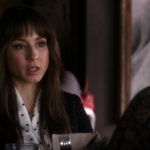 Pretty_Little_Liars_S06E15_Do_Not_Disturb_720p_WEB-DL_DD5_1_H_264-NTb_1117.jpg