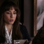 Pretty_Little_Liars_S06E15_Do_Not_Disturb_720p_WEB-DL_DD5_1_H_264-NTb_1124.jpg