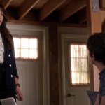 Pretty_Little_Liars_S06E15_Do_Not_Disturb_720p_WEB-DL_DD5_1_H_264-NTb_1389.jpg