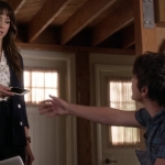 Pretty_Little_Liars_S06E15_Do_Not_Disturb_720p_WEB-DL_DD5_1_H_264-NTb_1406.jpg