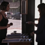 Pretty_Little_Liars_S06E15_Do_Not_Disturb_720p_WEB-DL_DD5_1_H_264-NTb_1569.jpg