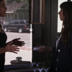 Pretty_Little_Liars_S06E15_Do_Not_Disturb_720p_WEB-DL_DD5_1_H_264-NTb_1572.jpg