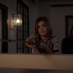 Pretty_Little_Liars_S06E15_Do_Not_Disturb_720p_WEB-DL_DD5_1_H_264-NTb_1860.jpg