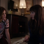 Pretty_Little_Liars_S06E15_Do_Not_Disturb_720p_WEB-DL_DD5_1_H_264-NTb_2193.jpg