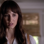 Pretty_Little_Liars_S06E17_We_ve_All_Got_Baggage_720p_WEB-DL_DD5_1_H_264-NTb_1850.jpg