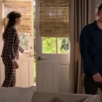Pretty_Little_Liars_S06E18_Burn_This_720p_WEB-DL_DD5_1_H_264-NTb_0611.jpg