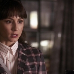 Pretty_Little_Liars_S06E18_Burn_This_720p_WEB-DL_DD5_1_H_264-NTb_0955.jpg